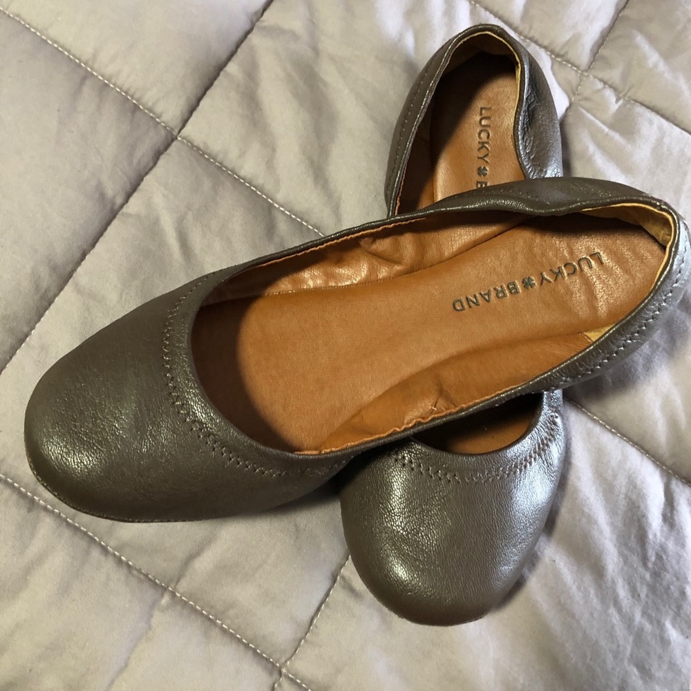 Lucky Brand brown leather flats, size 9